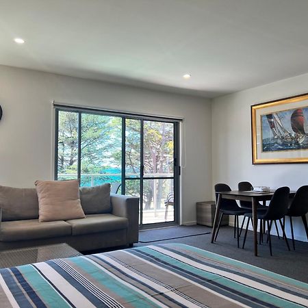 Phillip Island Holiday Apartments Cowes Buitenkant foto