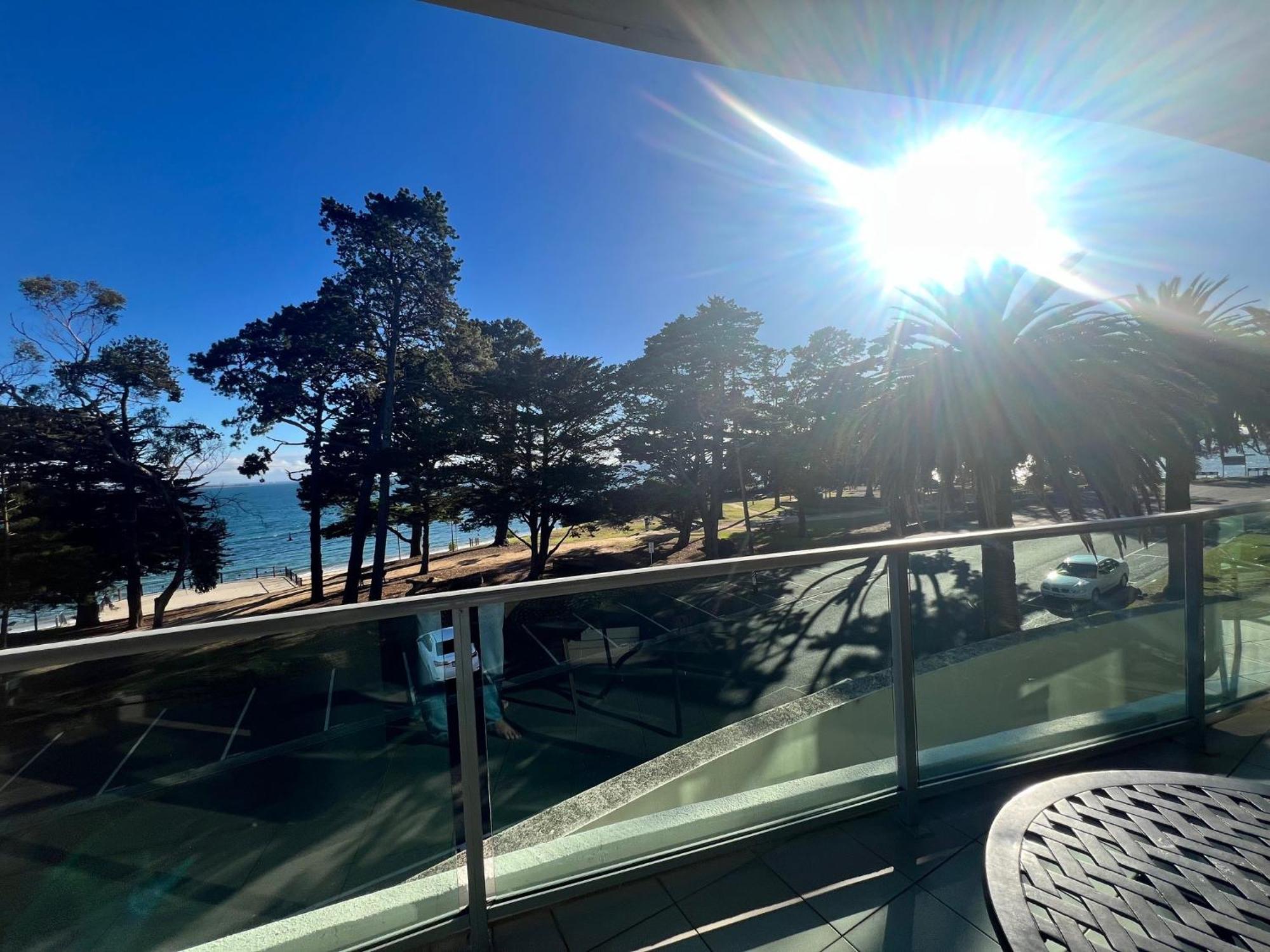Phillip Island Holiday Apartments Cowes Buitenkant foto