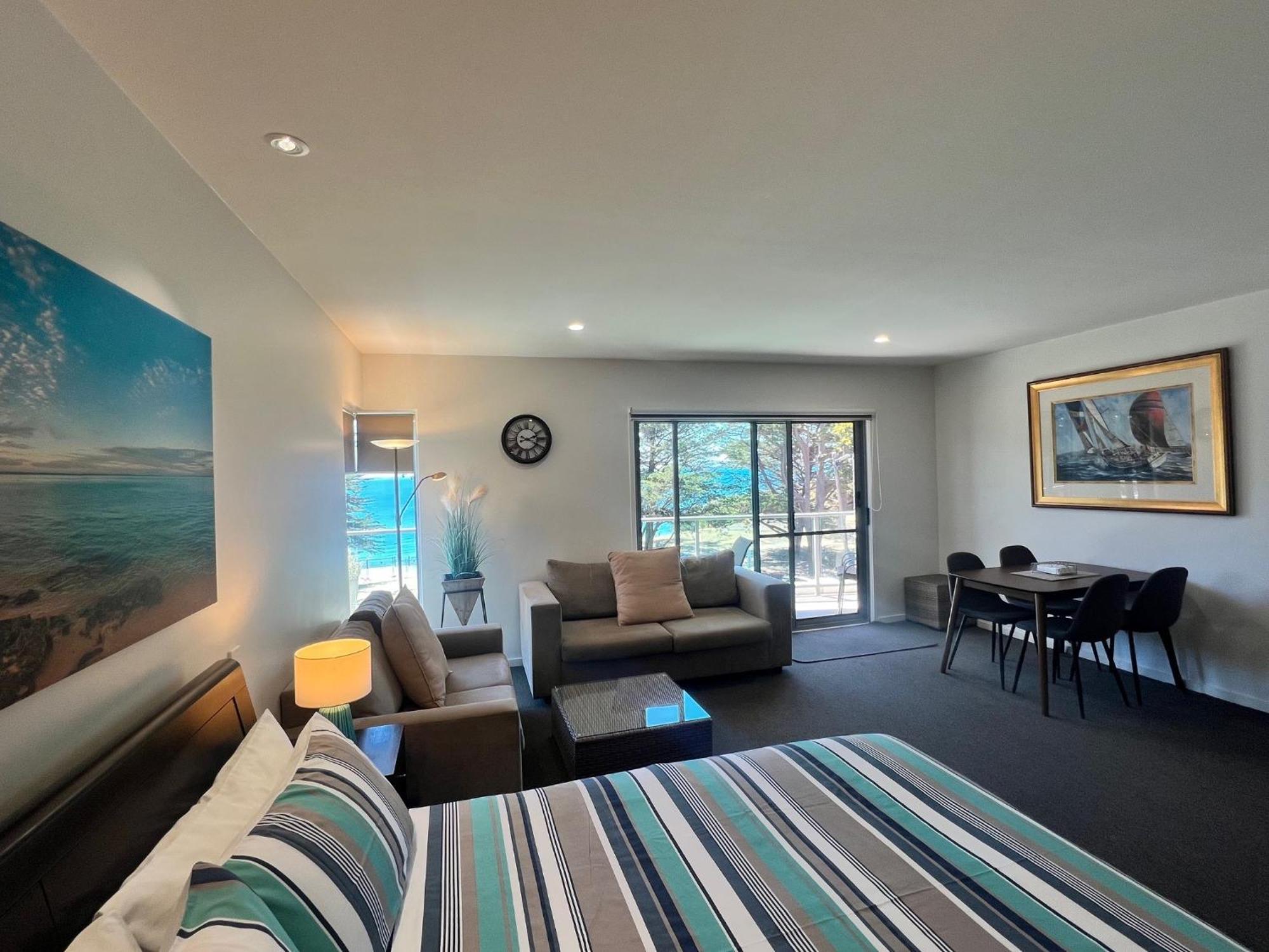 Phillip Island Holiday Apartments Cowes Buitenkant foto