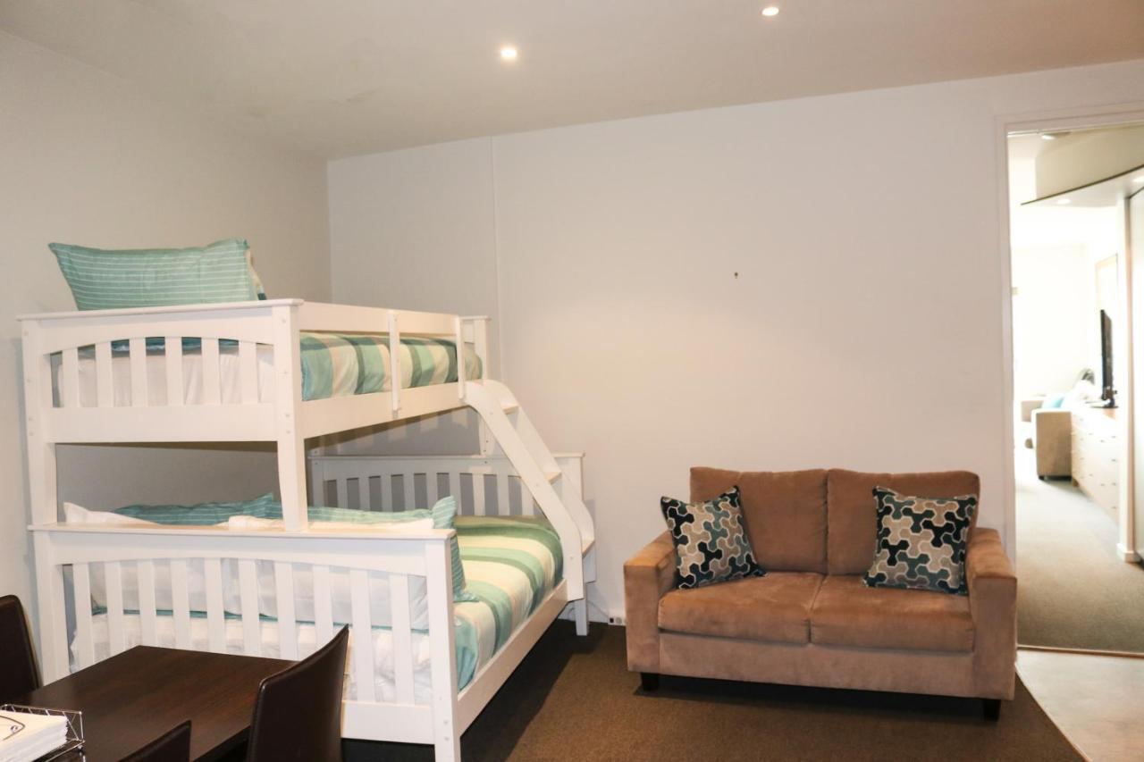 Phillip Island Holiday Apartments Cowes Buitenkant foto